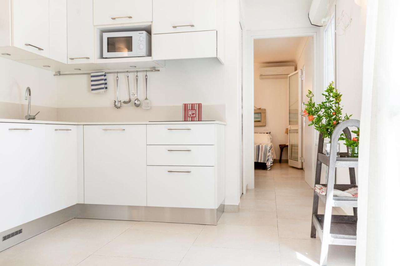 Pochi Passi Dal Mare Appartement San Bartolomeo Al Mare Buitenkant foto