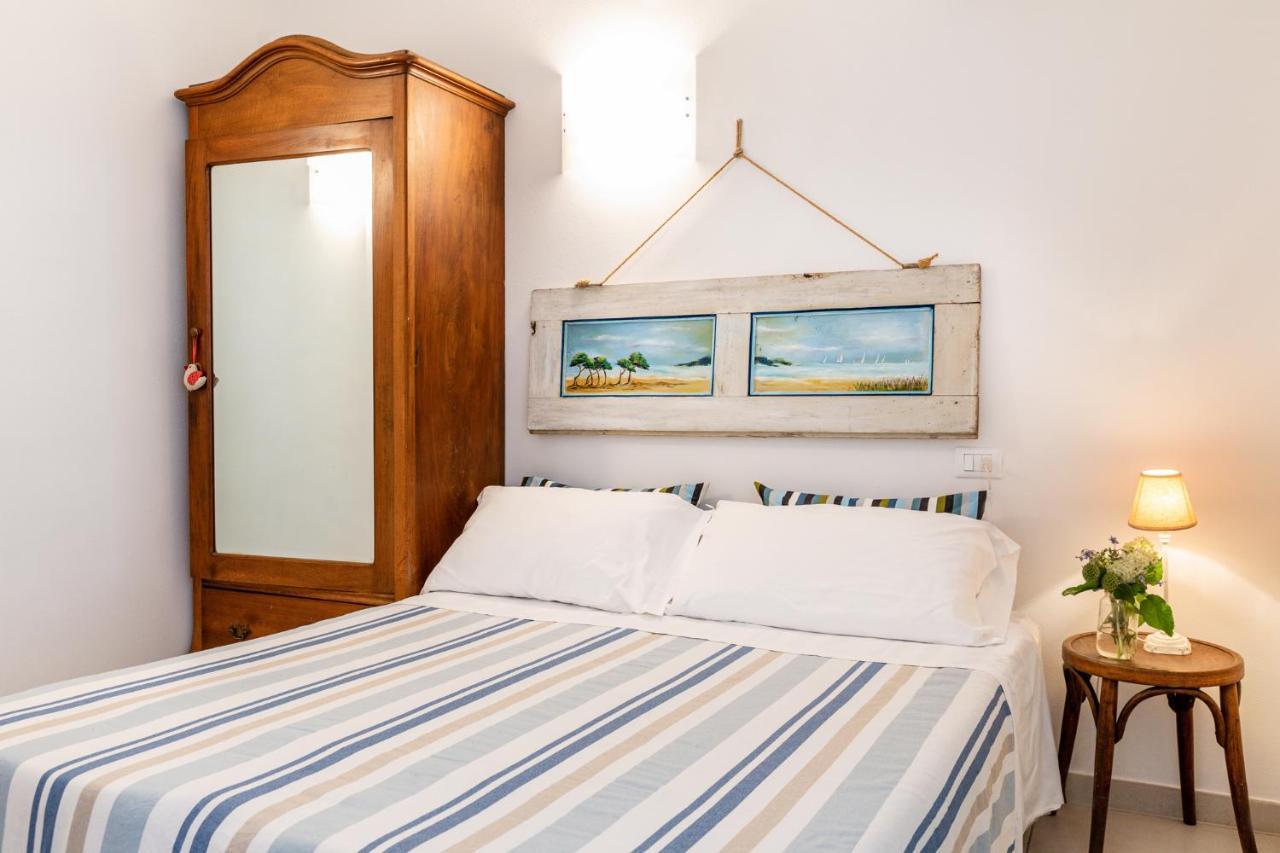 Pochi Passi Dal Mare Appartement San Bartolomeo Al Mare Buitenkant foto