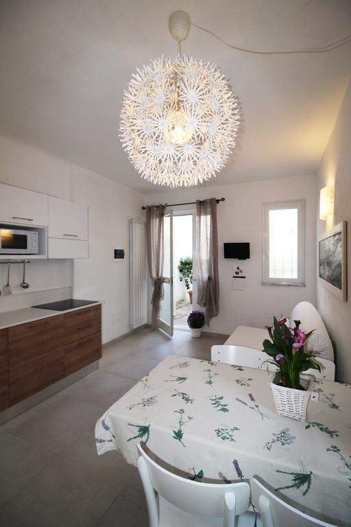 Pochi Passi Dal Mare Appartement San Bartolomeo Al Mare Buitenkant foto